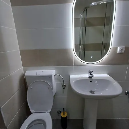 Completely New One Bedroom בלגרד